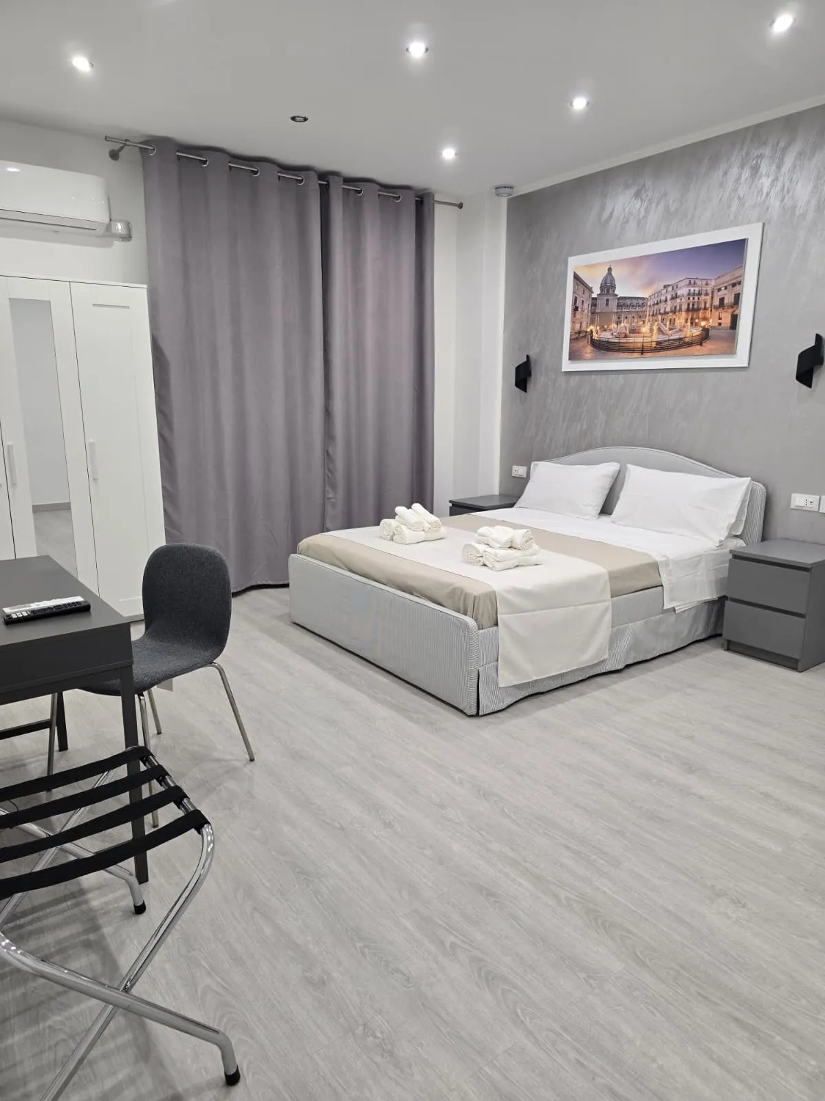 Room 1