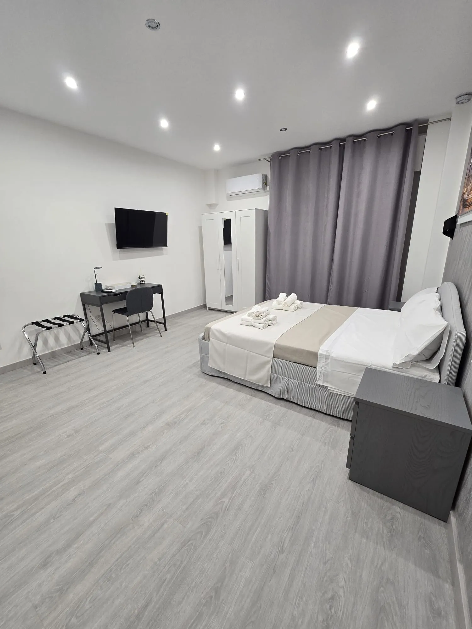 Room 2